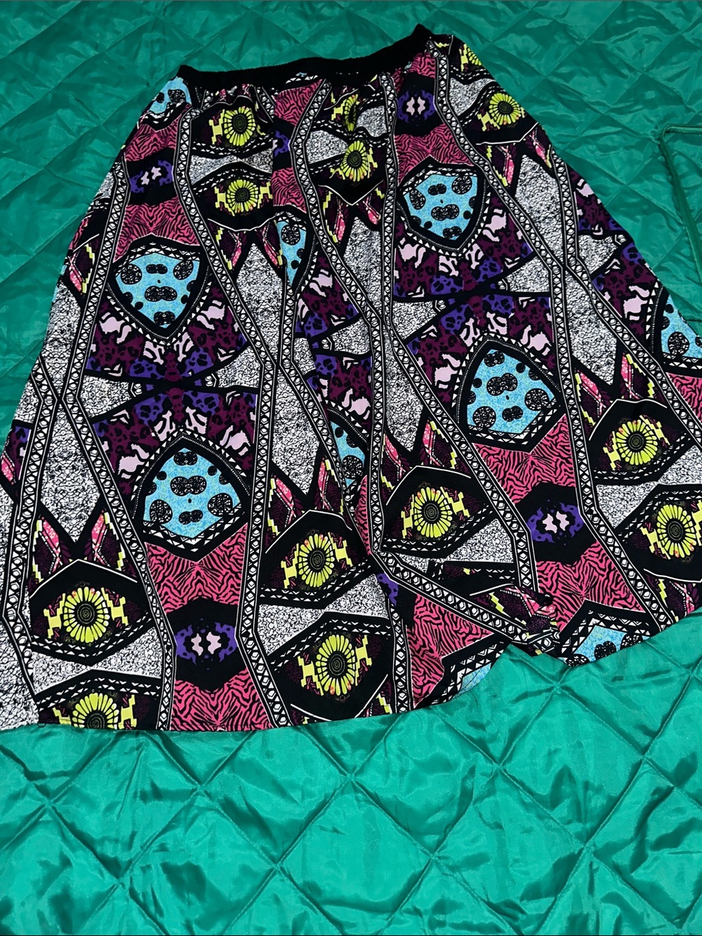 Bobbie Brooks Black Multicolor Geometric Maxi Skirt